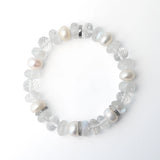 Bracelet mêlant perles, cristaux et pierres de lune avec rondelles de diamants