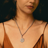 Collier avec pendentif soleil en diamant et centre ouvert sur chaîne câble - 45,7 cm